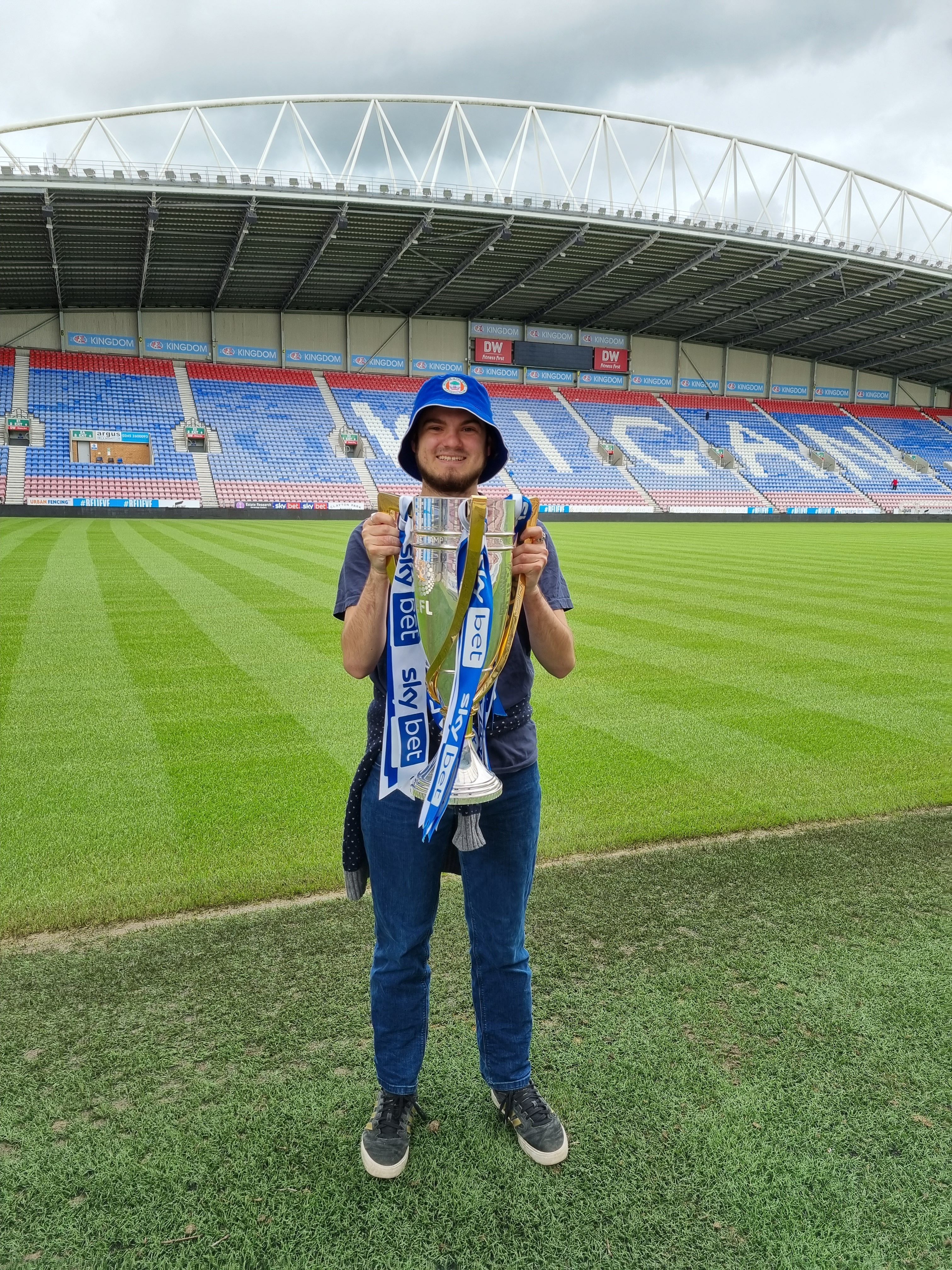 Edward Bazeley-Football writer